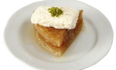 Kaymaklı Ekmek Kadayıfı