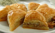 Pratik Cevizli Baklava Tarifi